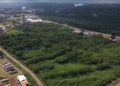 Se concretizada, a nova sede será construída nesta área de 9 mil metros quadrados, entre a sede da Polícia Federal e o Porto Seco. Foto: captura de vídeo