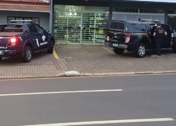 Foto do andamento da operação divulgada hoje.